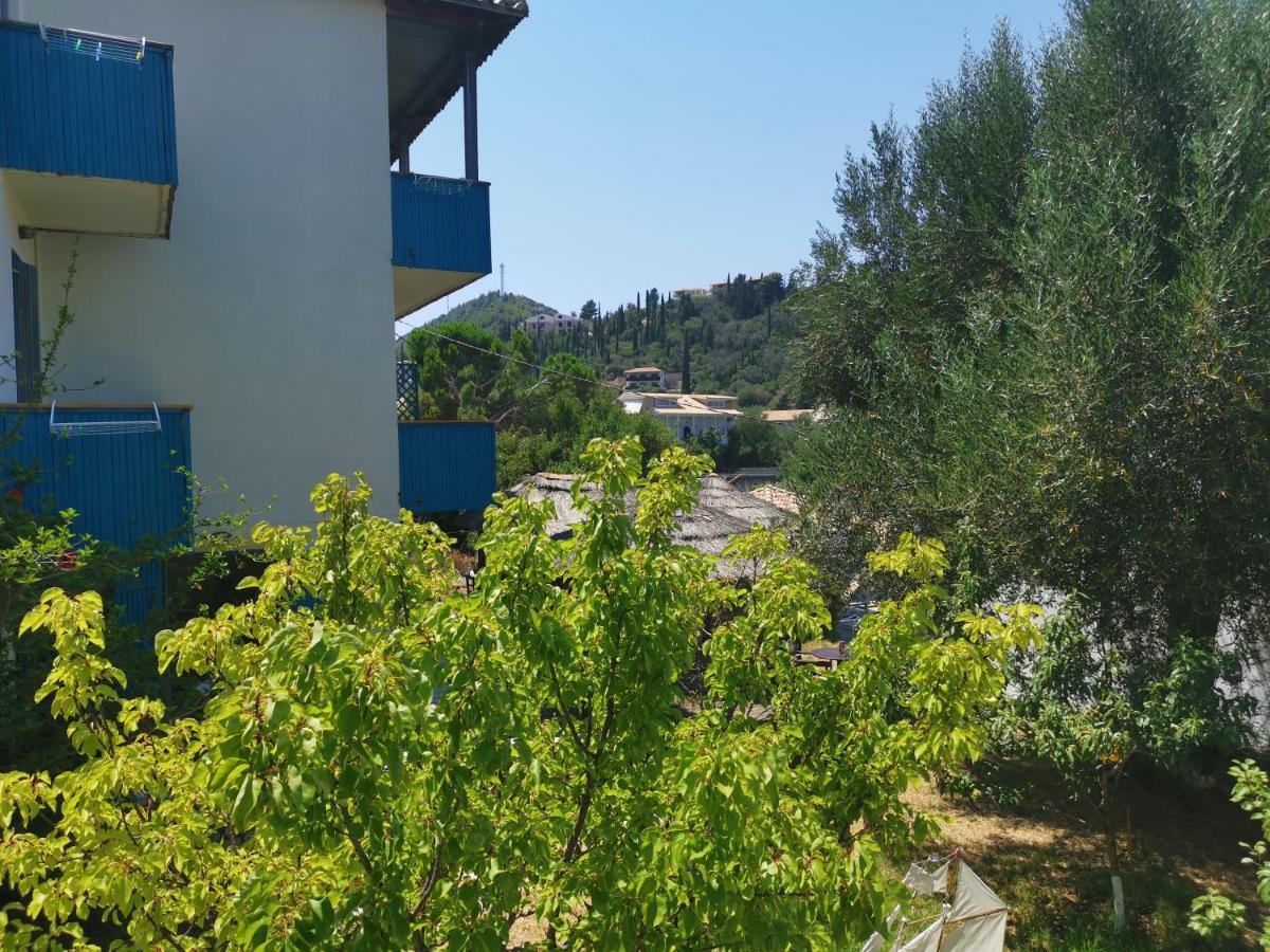 Iris Studios Áyios Nikítas Exteriör bild