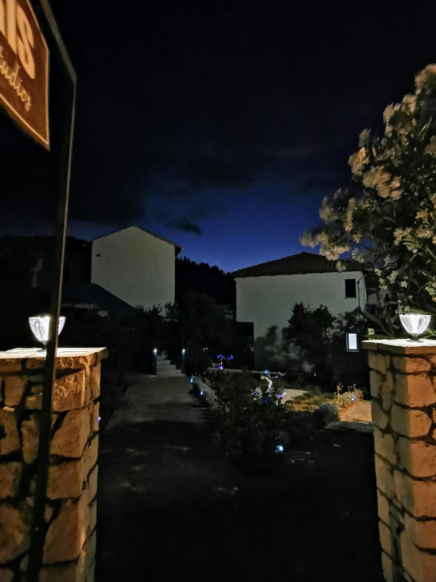 Iris Studios Áyios Nikítas Exteriör bild