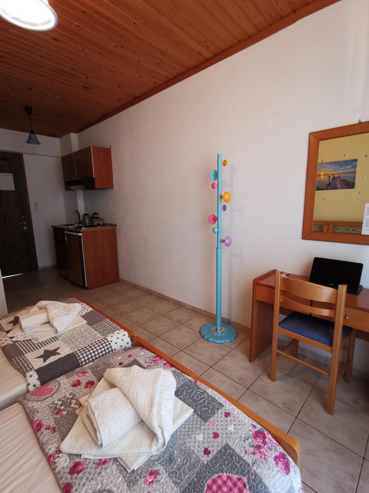 Iris Studios Áyios Nikítas Exteriör bild